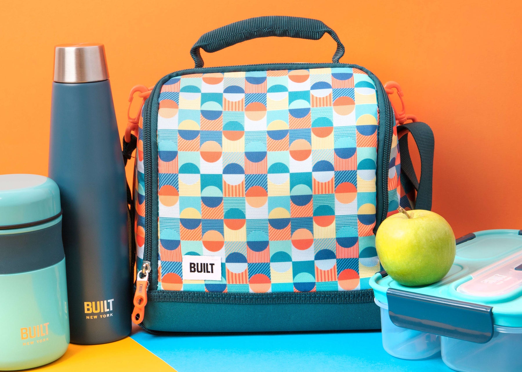 BUILT Retro 8-Litre Lunch Bag BUILT Retro 8-Litre Lunch Bag