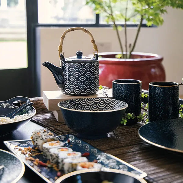 Mikasa Satori Indigo & Gold Porcelain 500 ml Teapot