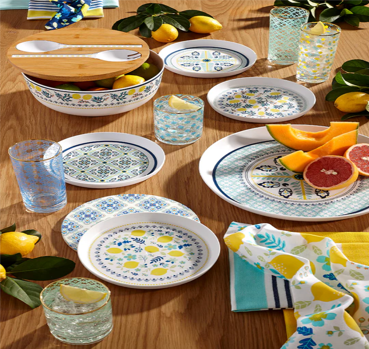 POSITANO TILE MELAMINE ROUND PLATTER